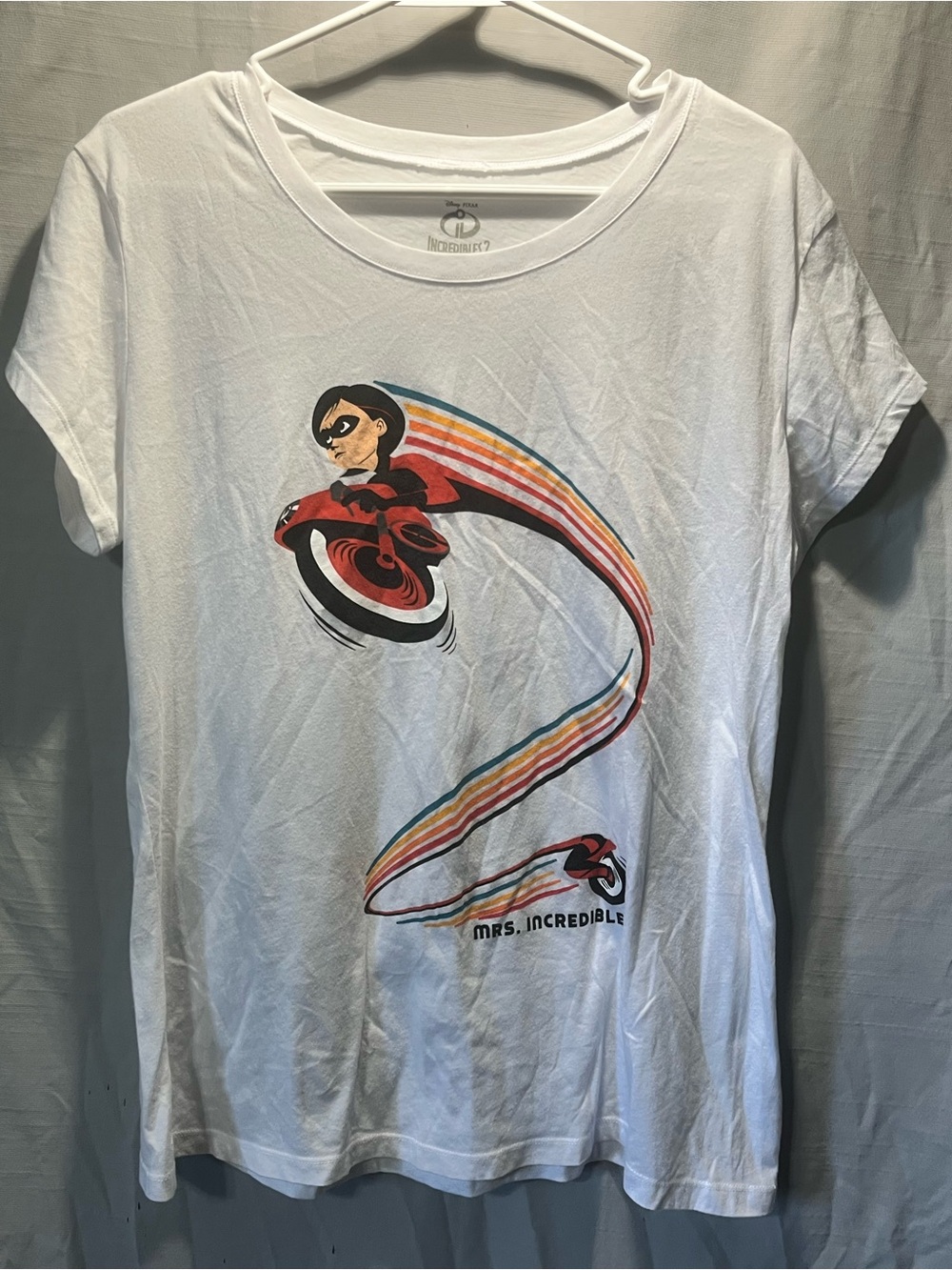 Disney incredibles xxxl White Graphic Short Sleeve Tee